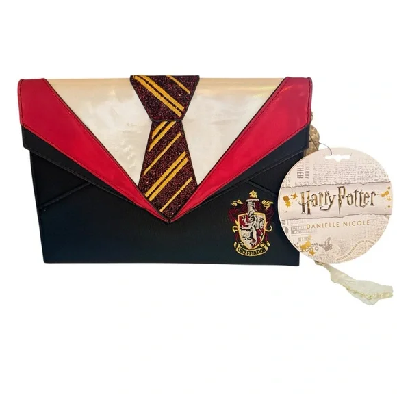 Harry Potter x Danielle Nicole Gryffindor Uniform Clutch Bag with Chain Strap - Picture 3 of 14